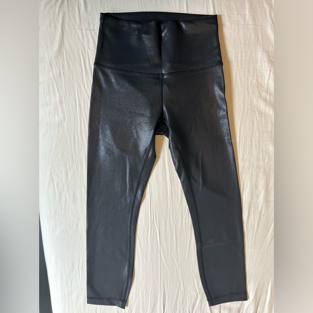 Lululemon Black Wunder Train HR Crop 23” Foil